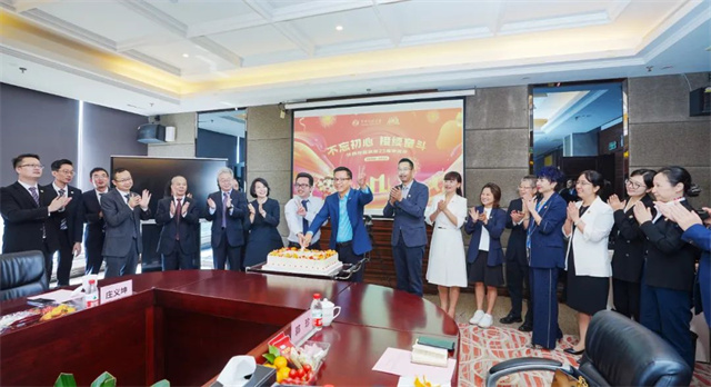 1705886535572719.jpg 640 (4).jpg